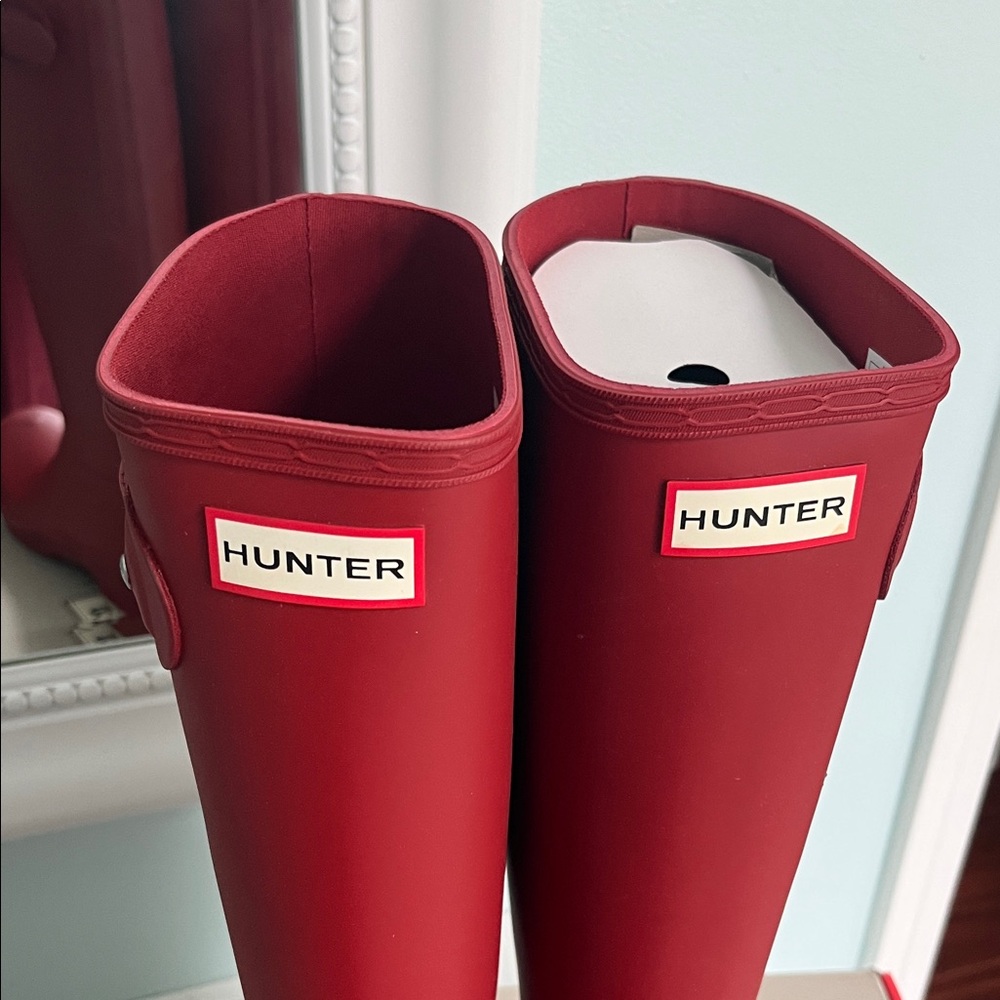 Hunter Deep Red Waterproof Boots - Picture 10 of 11